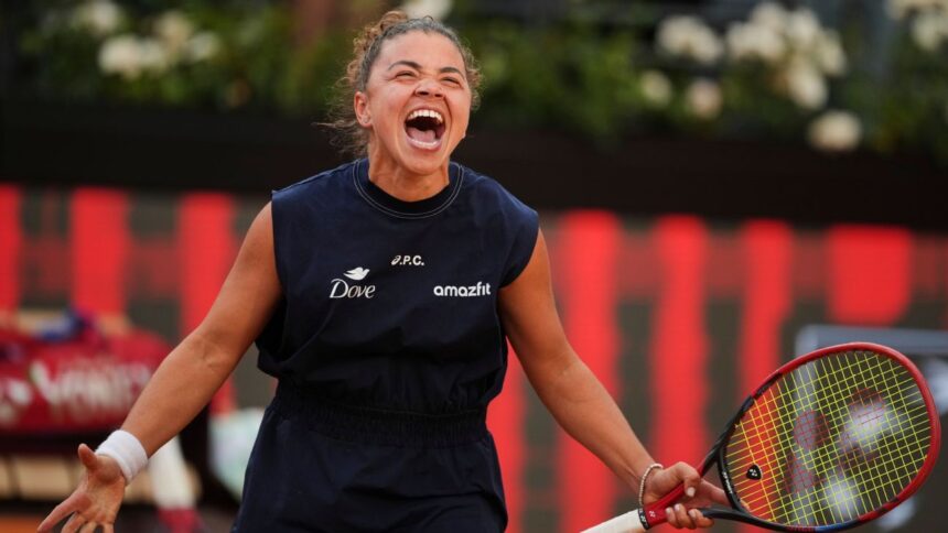 Jasmine Paolini defeats Coco Gouf to win the Italian Open
