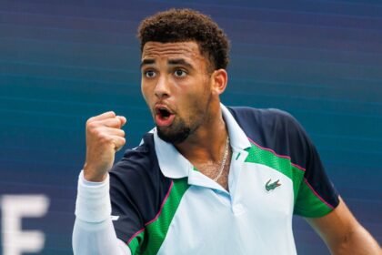 Arthur Phils withdrew from French Open due to stress fracture behind