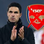 Mikel Arteta applauds the Arsenal fans