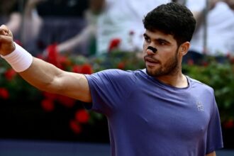 Carlos Alcaraz defeats Jack Draper to reach the Italian Open Semis