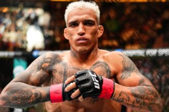 Charles Oliveira predicts stoppage win over Ilia Topuria in title fight at UFC 317: 'I'll knock him out'