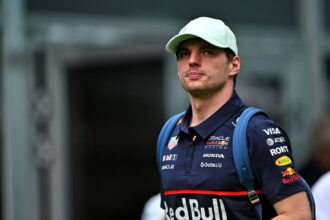 Damon Hill tells Max Burstappen that he's "wise" to consider the Shock F1 option