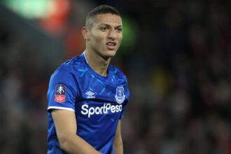 Everton will take part in the race and sign "extraordinary" £30 million cf