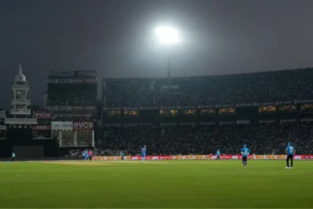 Floodlight Failure In Barabati Stadium During India Vs England 2nd ODI