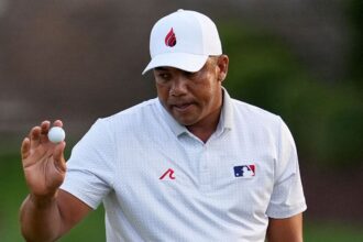 Jonattan Vegas leads the PGA Championship for the stars to shine