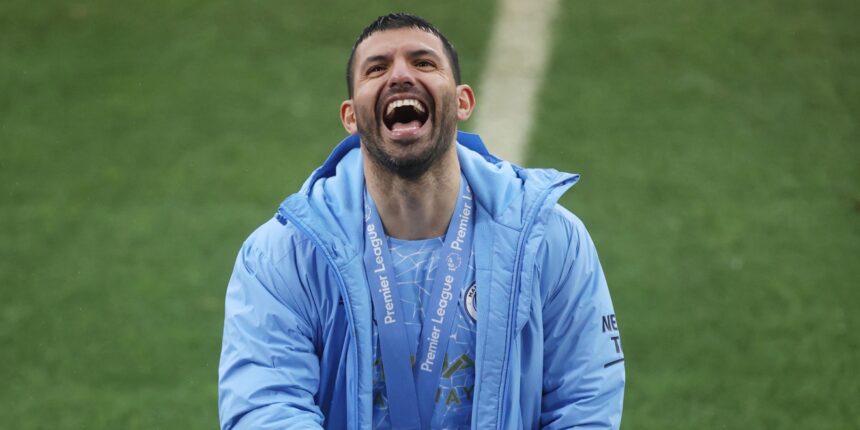 Leeds is set to move the opening to sign forwards like Aguero in the coming days