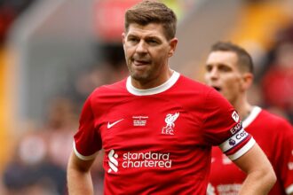 Liverpool offers shock offers to Gerrard-esque £400k-awake star