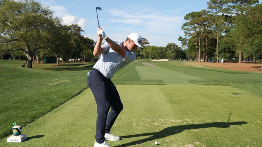 Mackenzie Hughes, Cristobal del Solar Share Myrtle Beach Lead