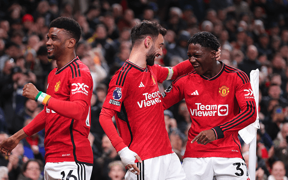 Man Utd needs to have faith next season after Villa's victory, Fernandez says