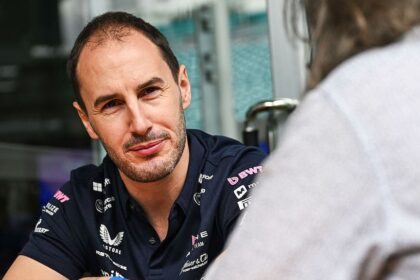 Team boss Oaks extends shock from Alpine