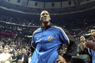 The former NBA star calls Michael Jordan "one of the dirty players who have played the game," explains why