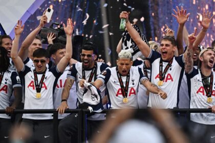 Tottenham is confident in beating a man's utd to sign "magic" for £0
