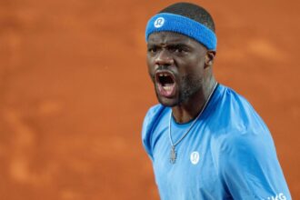Tearfoe joins Paul as an American man and participates in the French open quarter