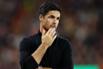 Arsenal striker targets now "join" Premier League rivals instead