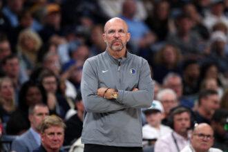 Brian Windhorst points to the previous Jason Kidd situation as the New York Knicks route to Mavericks' head coach