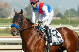 Burns returns to the tab and leads 35 ratings