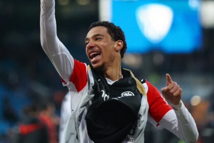 Chelsea can sign a greater talent than Ekitique, with a £65 million "Maverick"