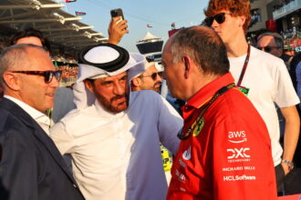 Former Ferrari boss Stefano Domenicali backs Fred Vasser: "Let him work in peace."