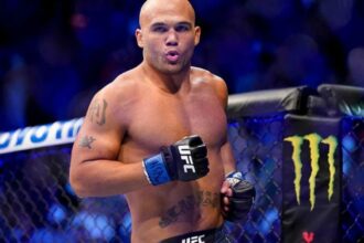 Ex-UFC star Robbie Lawler rules out Mike Perry fight in BKFC move: 'I'm retired'