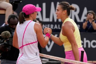 French Open Semi-finals: Will Swiatek or Sabalenka win?