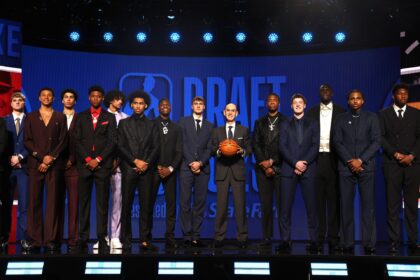 Grades all picks and trades for the first time from the first time