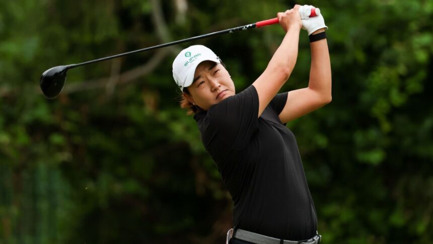 Ilhee Lee has a one-shot lead in ShopRite LPGA Classic