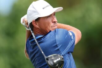 Kevin Roy, Aldrich Potgieter Shoot Rocket Classic-Record 62s