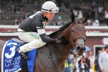 La Cara leads the 12th Grade winner