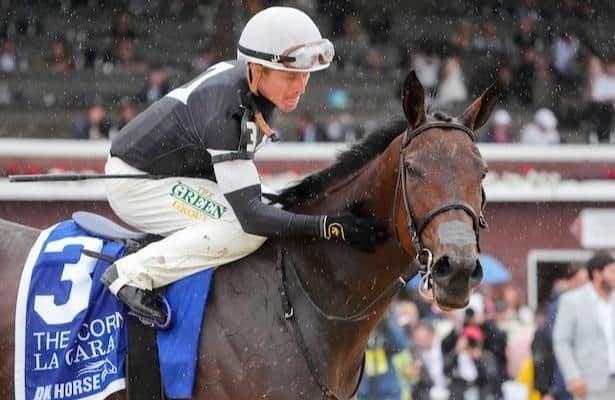 La Cara leads the 12th Grade winner