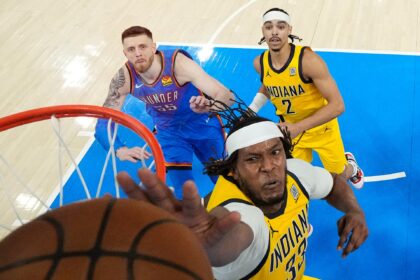 Miles Turner responds brutally when asked at halftime what Tyrese Halliburton told the Indiana Pacers team
