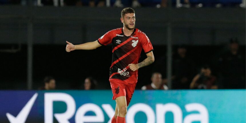 Nottingham Forest receives green light for full movement for 17 goal striker