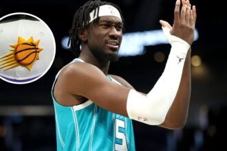 The Charlotte Hornets traded former La Lakers Center Mark Williams with the Phoenix Suns on the 29th pick in the 2025 NBA Draft