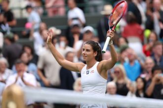 Emma Navarro Ows protects Wimbledon champion Barbora Krezikova