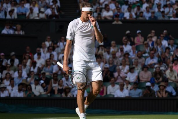 Aryna Sabalenka urges Alexander Zverev to open up about mental health