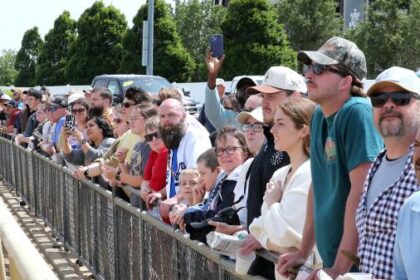 Bets "Tip Top" candidates on the Indiana Derby