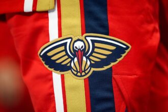 Bill Simmons shares a cruel New Orleans Pelicans rating that really involves fans: "I don't want to panic"