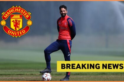 Ruben Amorim in Manchester United training