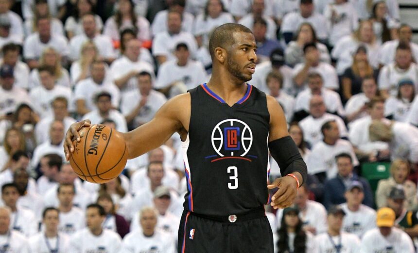 Fans point out why the Lakers 2022 roster will be a preview of the Clippers' future after Chris Paul signed