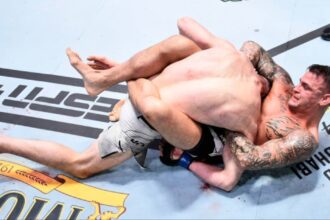Dan Hooker claims Dustin Poirier submitted him with guillotine in 2020 fight he didn't realize