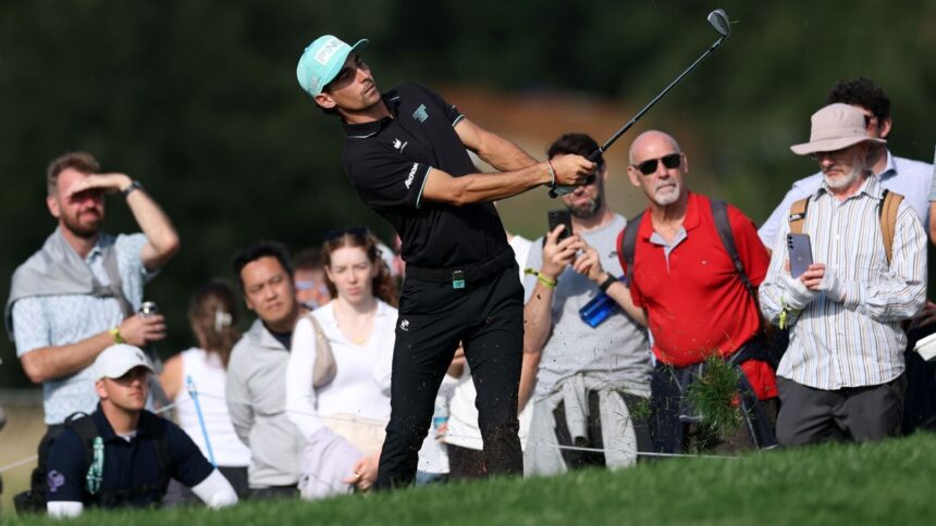 Joaquin Niemann opens six-shot lead in Liv UK