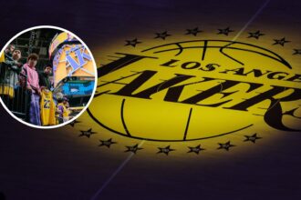 La Lakers fans are still "ghosts" in the disaster deal that will bring the franchise back four years later