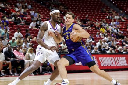 La Lakers signed an impressive Summer League star for the Golden State Warriors, with the coach saying he was a "game changer"