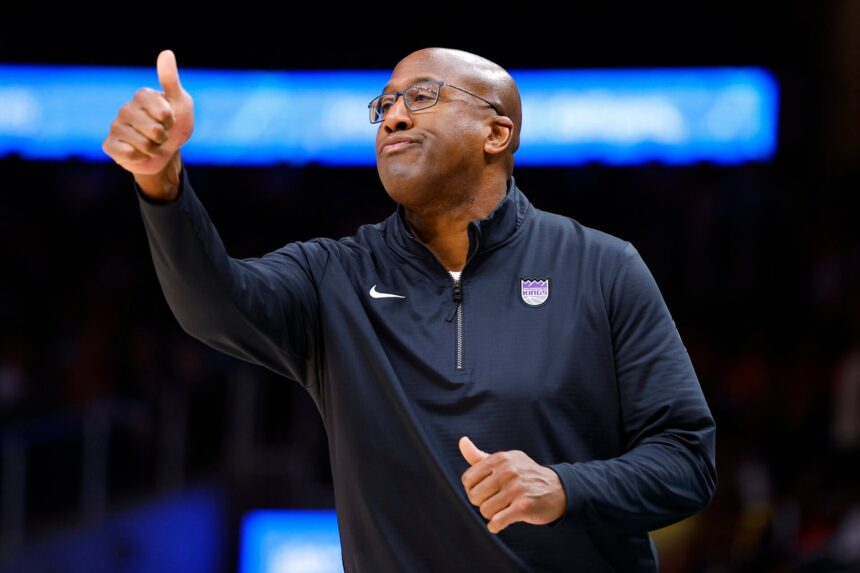 NBA Insider says Mike Brown is not the "genius tactician" needed by the New York Knicks. "There's a lot of evidence..."