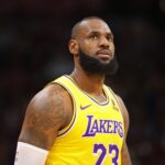 NBA experts say Lebron James shouldn't be frustrated with La Lakers.