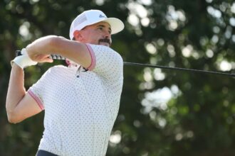 Paul Peterson leads as an ISCO Championship, stopped by darkness