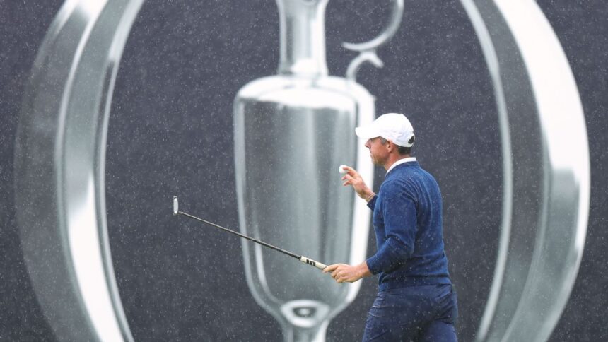 Rory McIlroy is happy to make an open cut for a loud fan