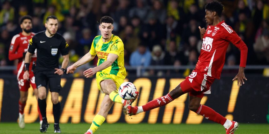 Sunderland makes £17 million offer to file £17 million offer to sign "intense" 11 goalsters