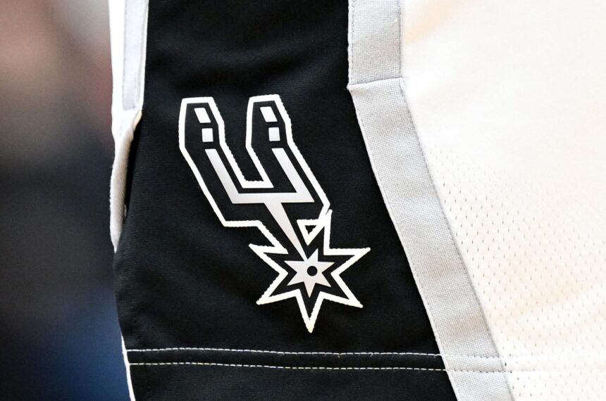 The San Antonio Spurs sign a summer league sensation that surpasses Dylan Harper by shooting 53% from the 3-point line