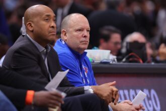 What the New York Knicks tell free agents about their head coach search