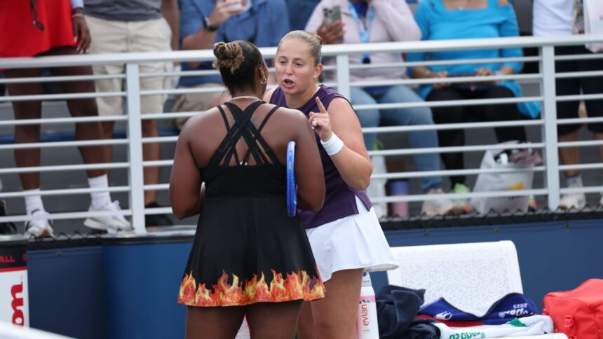 Jelena Ostapenko apologizes for the words used by Taylor Townsend